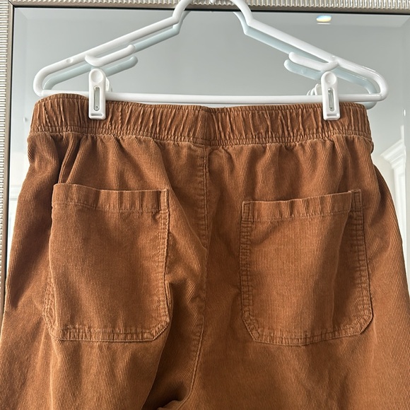 Like brand new! Old Navy mustard straight leg corduroy pants - Picture 4 of 5